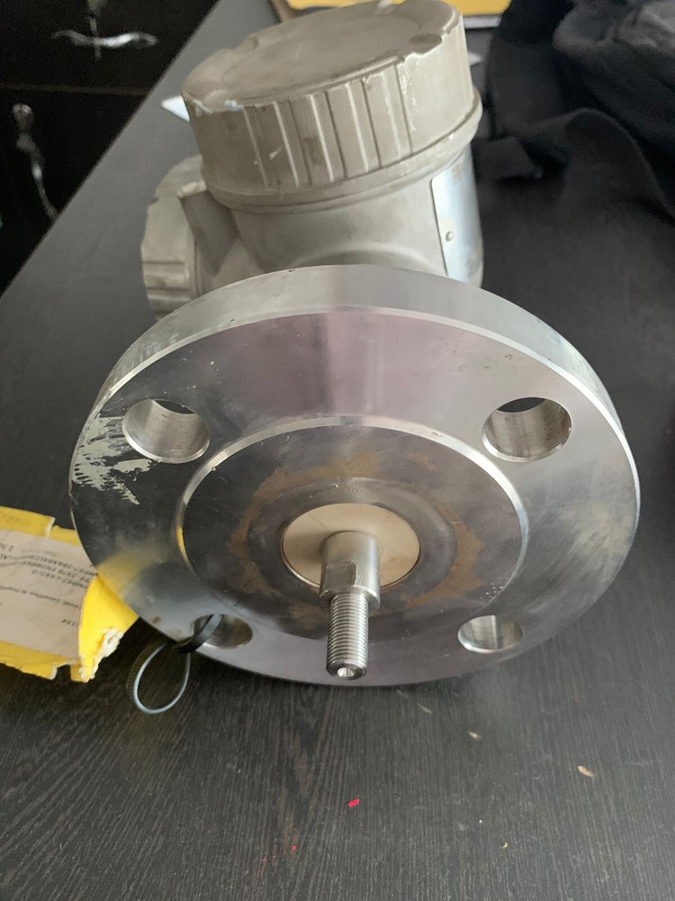 Endress Hauser Levelflex FMP57-L4A0/0 Level Transmitter