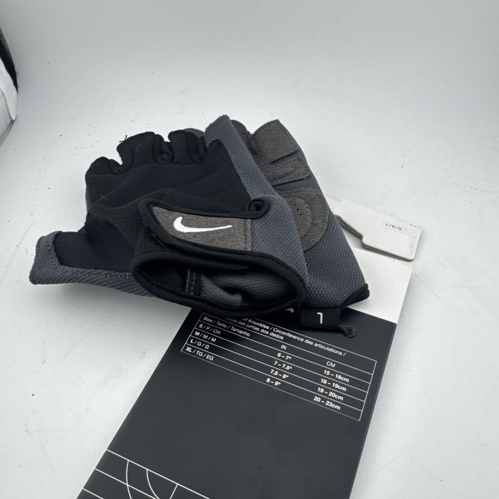 Nike Essential Lightweight Men's Training Gloves Size Large, Ash Grey