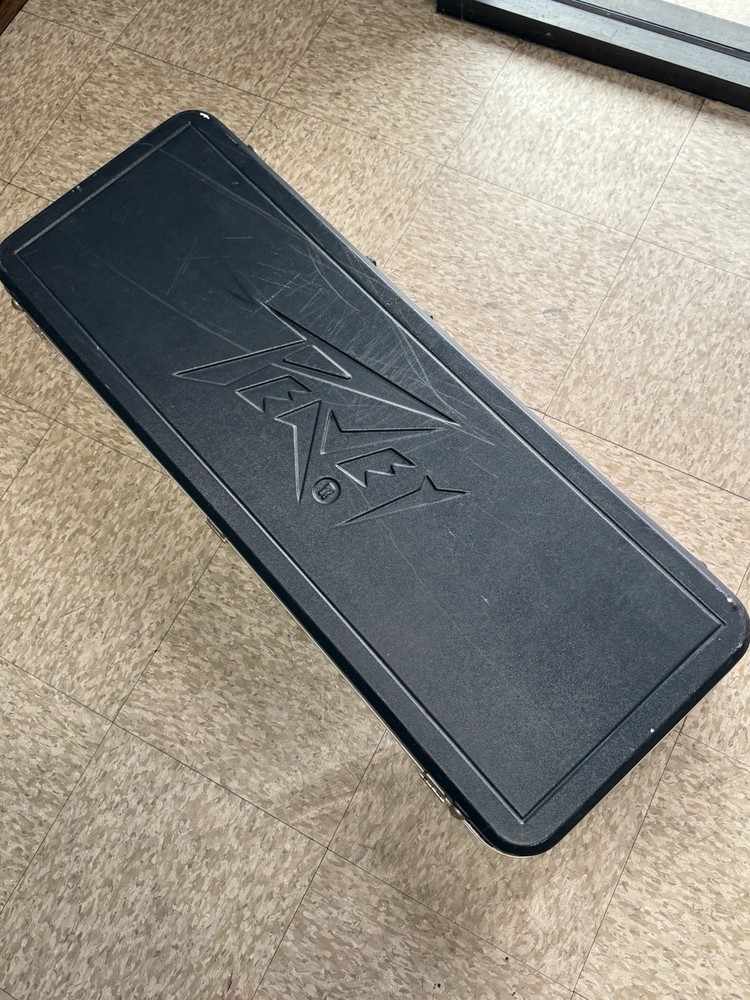 1980's Peavey Hardshell Guitar Case