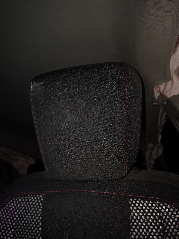 2011 Chevy Equinox Driver Front Headrest Only Black Cloth