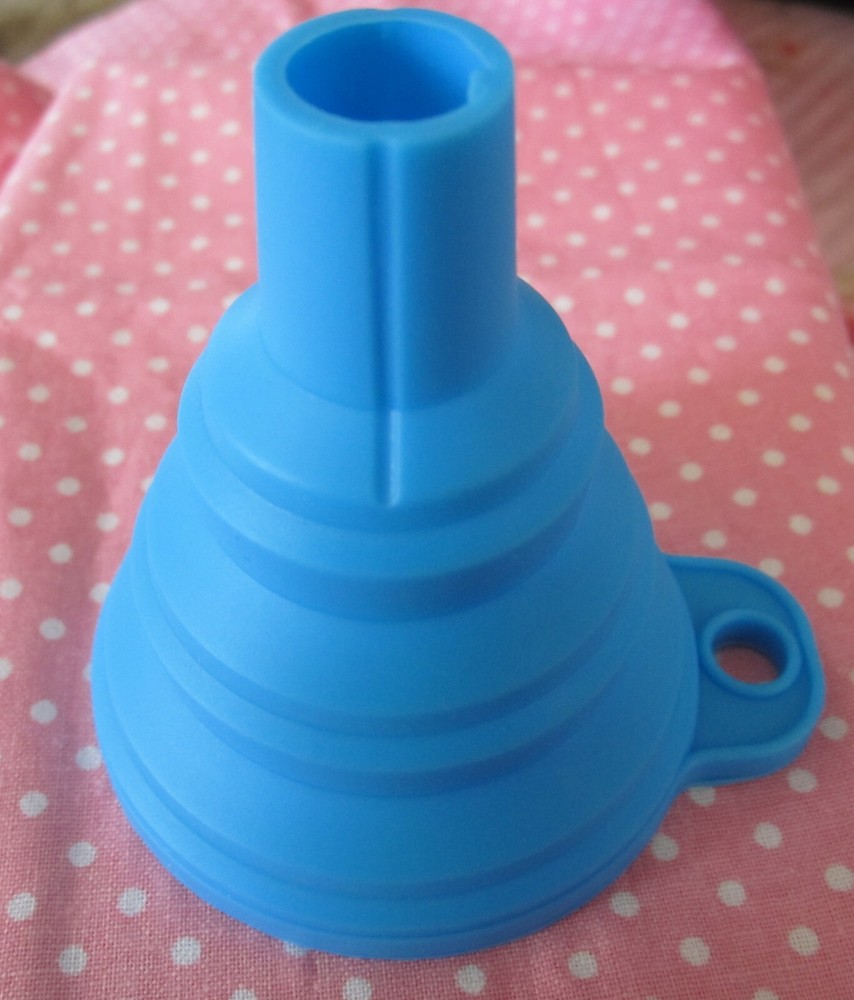 Collapsible Silicone Funnel - Foldable