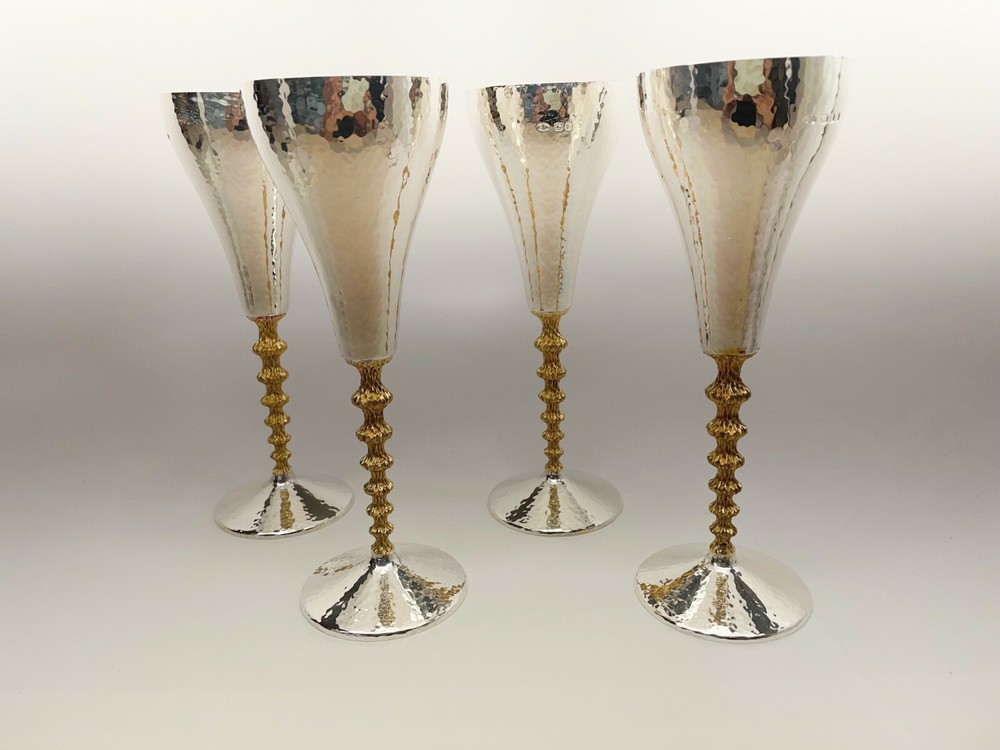 Stuart Devlin Silver & Silver Gilt Gilt Wine goblets 1979 4