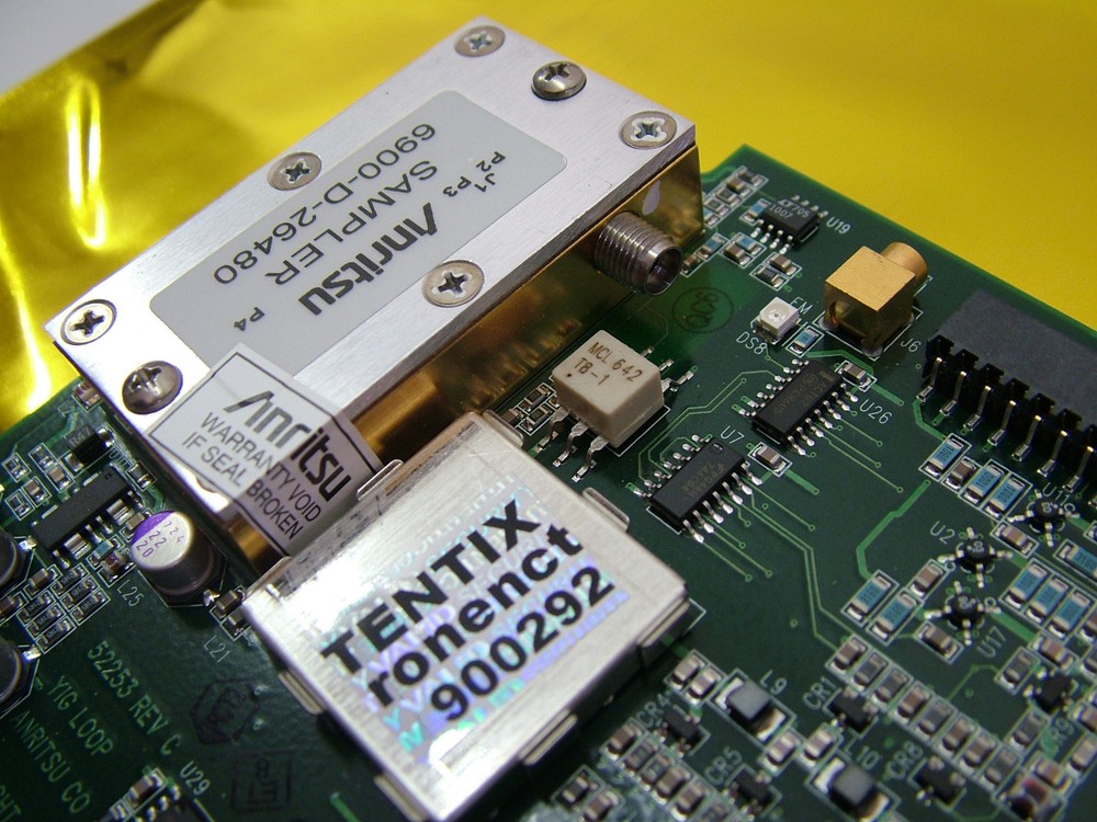 Anritsu 52253 YIG Loop board with 6900-D-26480 Sampler