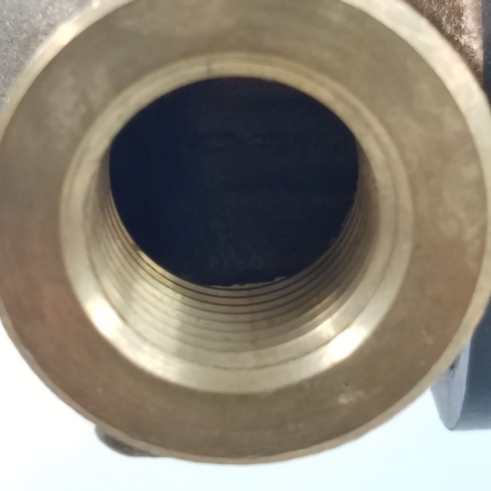 Watts BD1156F Hydronic System Pressure Regulator 1/2" FNPT to FNPT Thread Ends