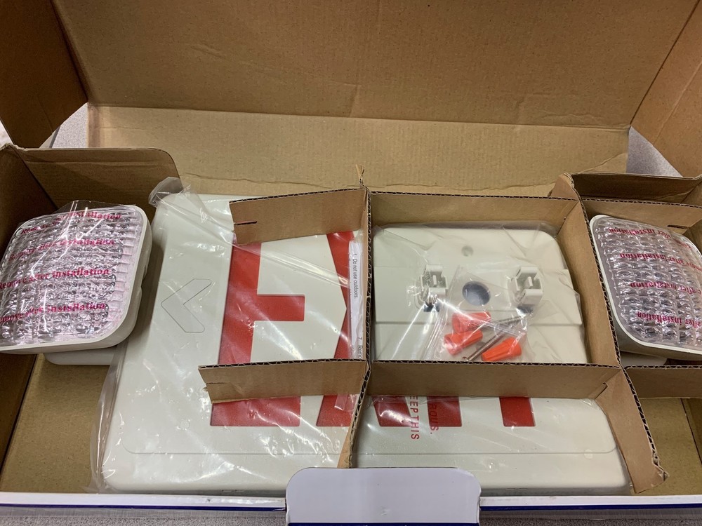 NEW IN BOX TAMLIGHT EXIT EMERGENCY LIGHT EXPLC2RWEM