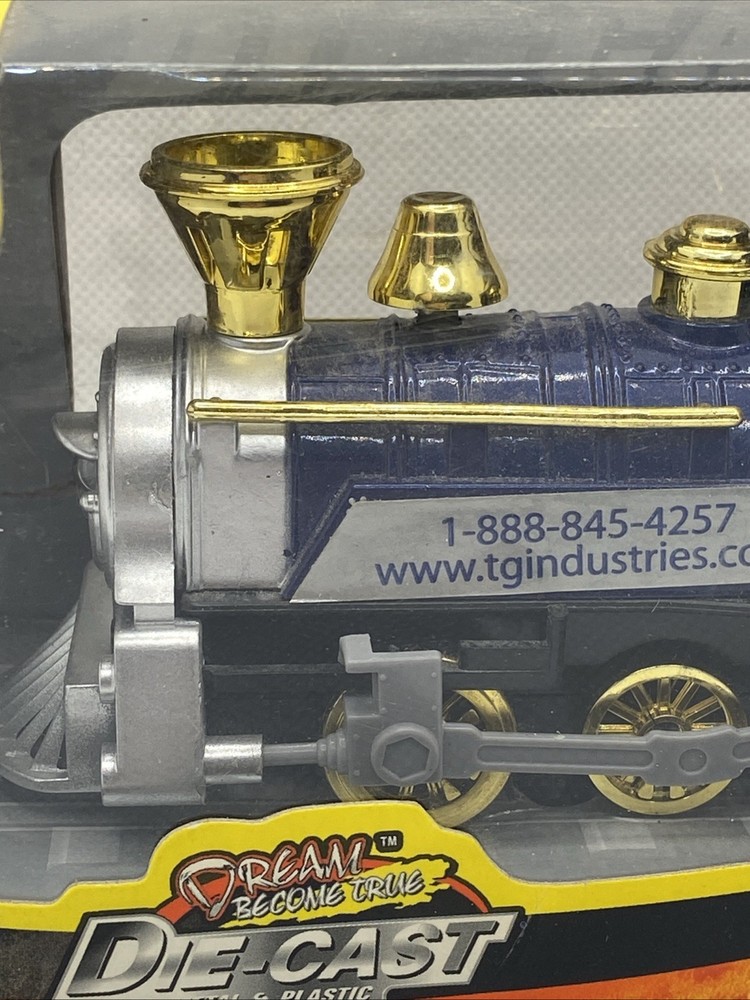 Dream Become True Die-Cast Train Pull Back & Go
