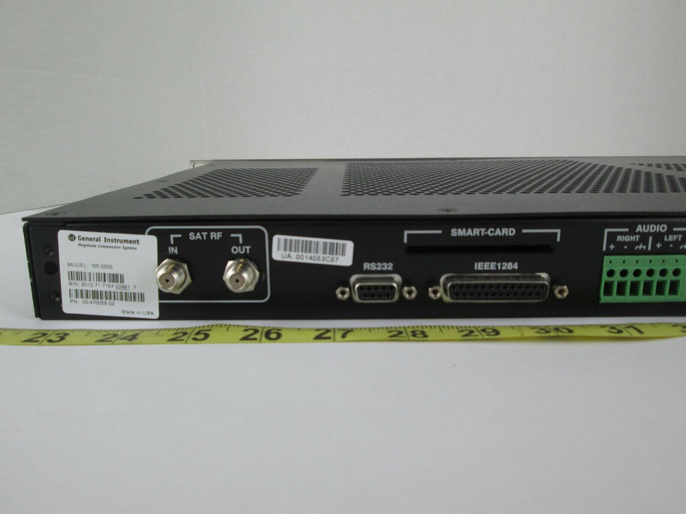 New GI General Instrument Magnitude SR-3200 Commercial Receiver Decoder w Manual