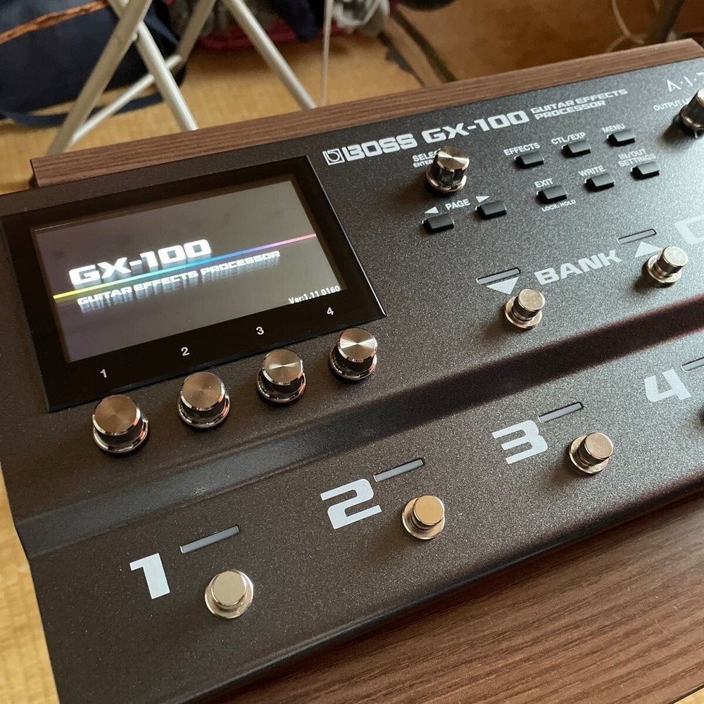 Boss GX-100 Guitar Effects Processor Multi-Effects Pedals W/ Adapter