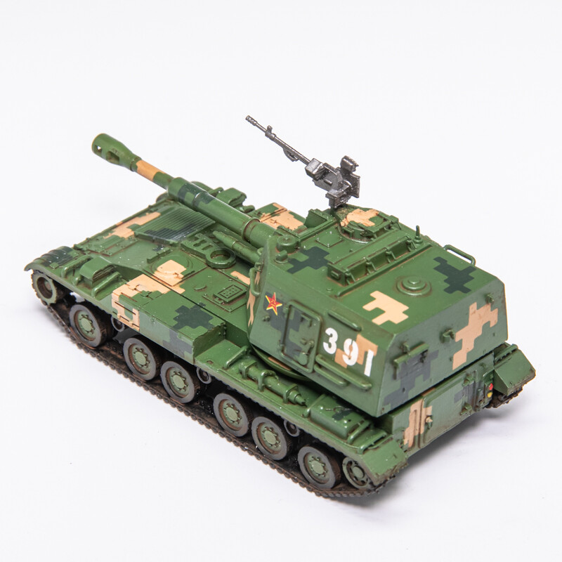 1/72 Chinese Type 83 152mm self-propelled howitzer tank model