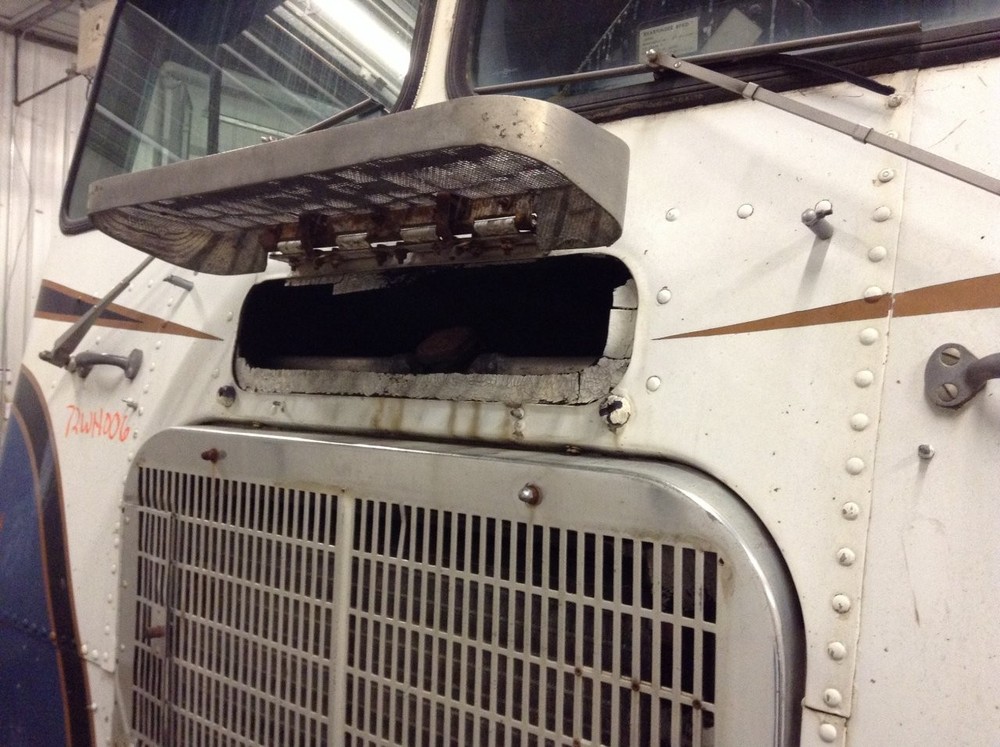 Freightliner FLT ALUMINUM FRONT Panel