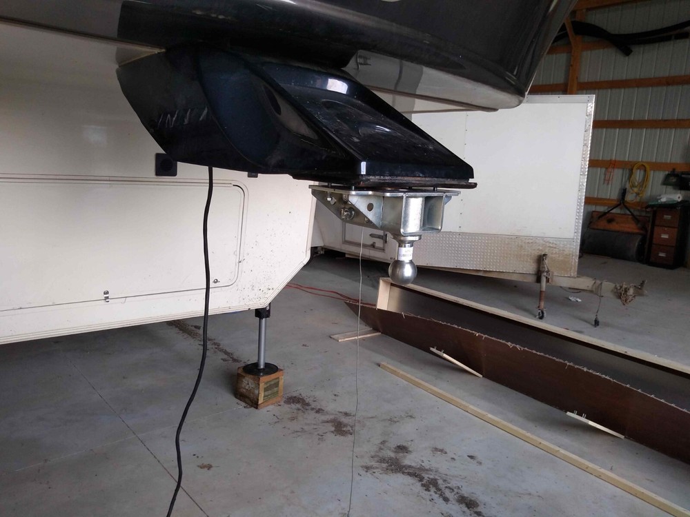 PullRite 2600 20K SuperLite Single Point 5th Wheel Hitch