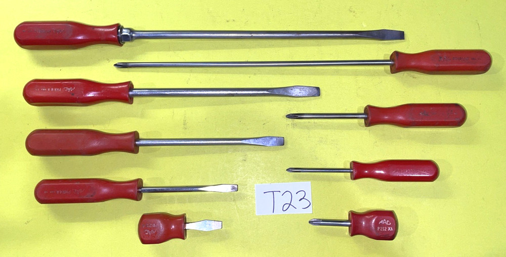 MAC TOOLS VINTAGE 9 PIECE ASSORTED RED HARD HANDLE SCREWDRIVER SET