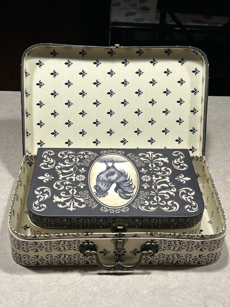 Vintage Style Nesting Stackable Decorative Cardboard Boxes 3pc