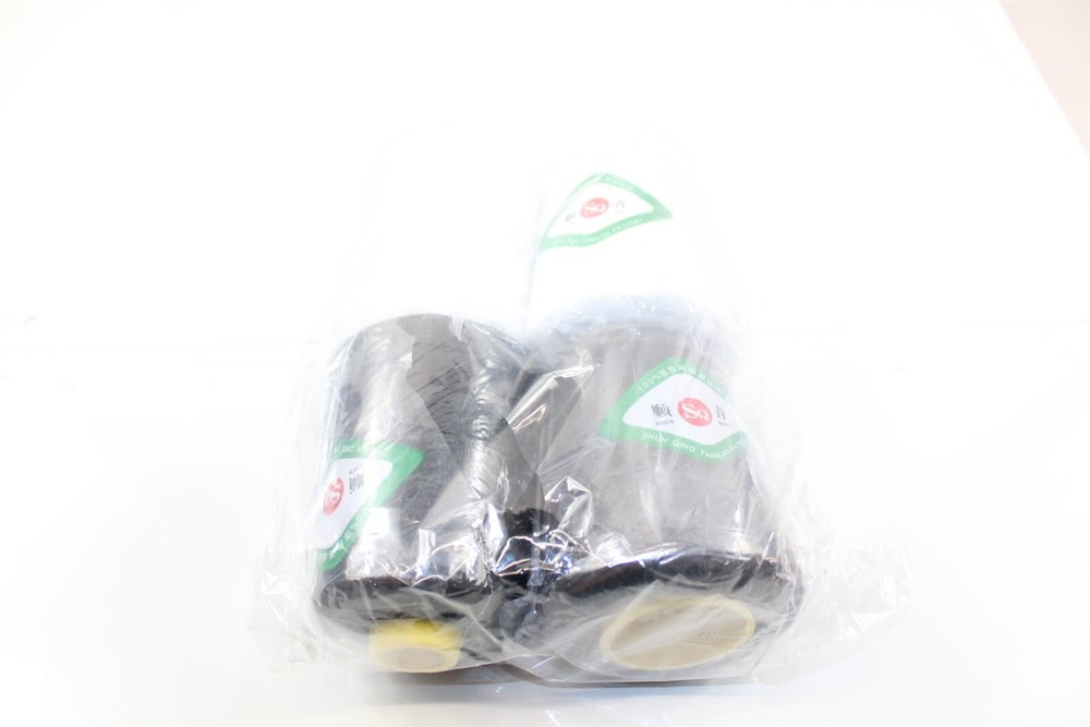 Polyester Sewing Thread 4 Large Spools 2 Black 2 White 1500 Yards Per Spool