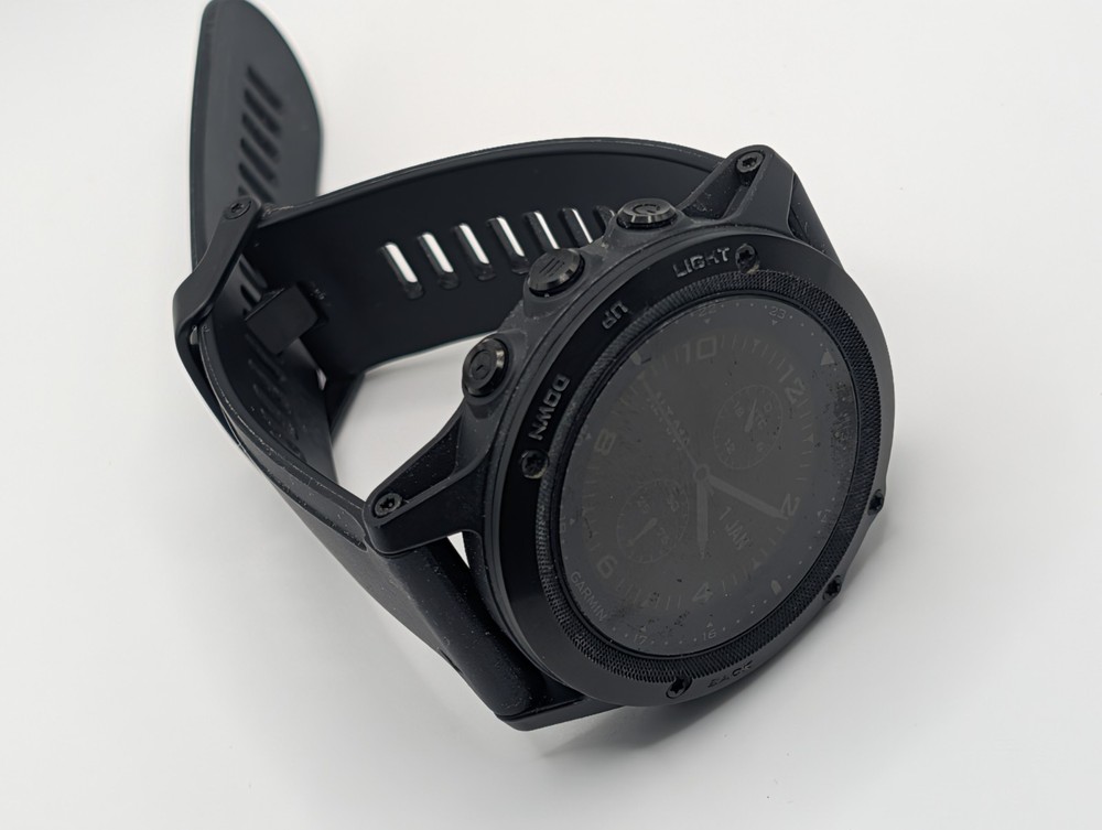Garmin Tactix Bravo watch - Works!