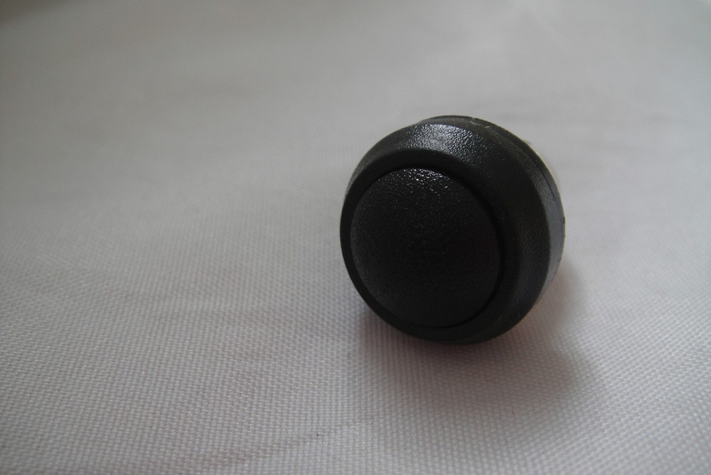 Red/Yellow/Blue/Green/White/Black 12mm Mounting Locking Latch Push Button Switch