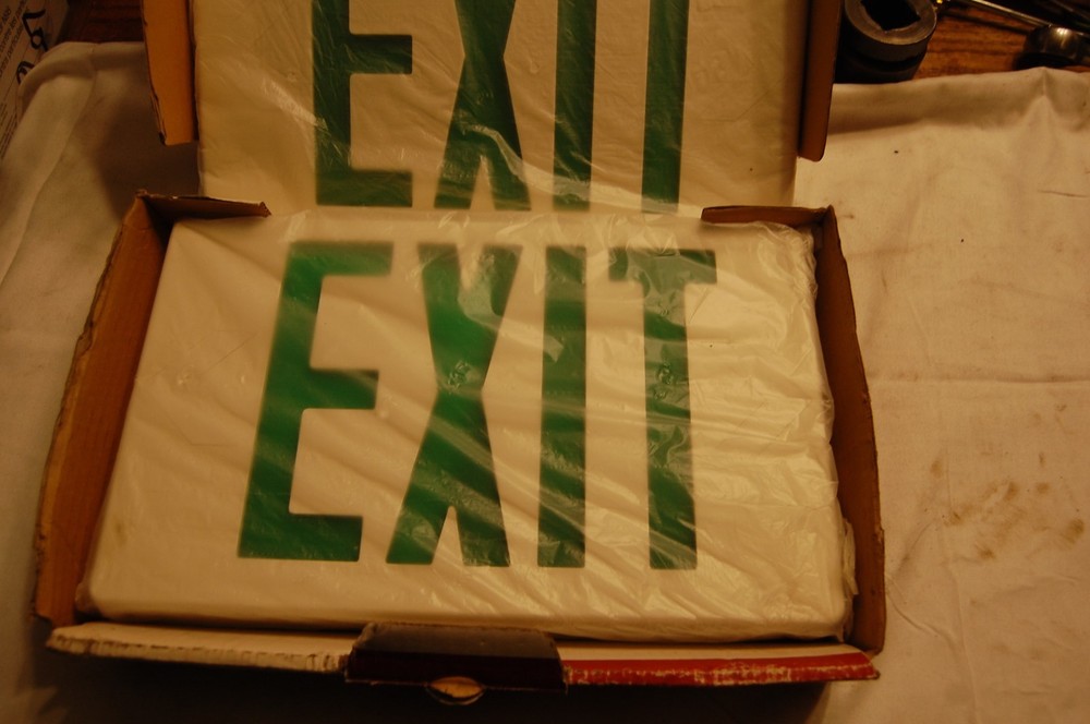 Cooper Lighting Exit/Emergency Lighting