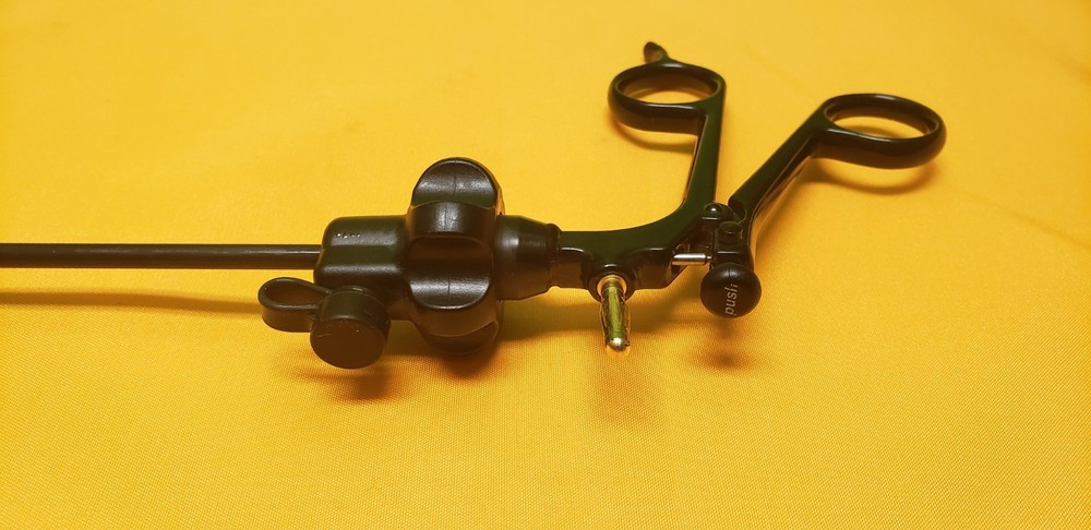 Stryker Laparoscopic 5mm x 45cm Monopolar Fundus Forceps REF: 250-080-595