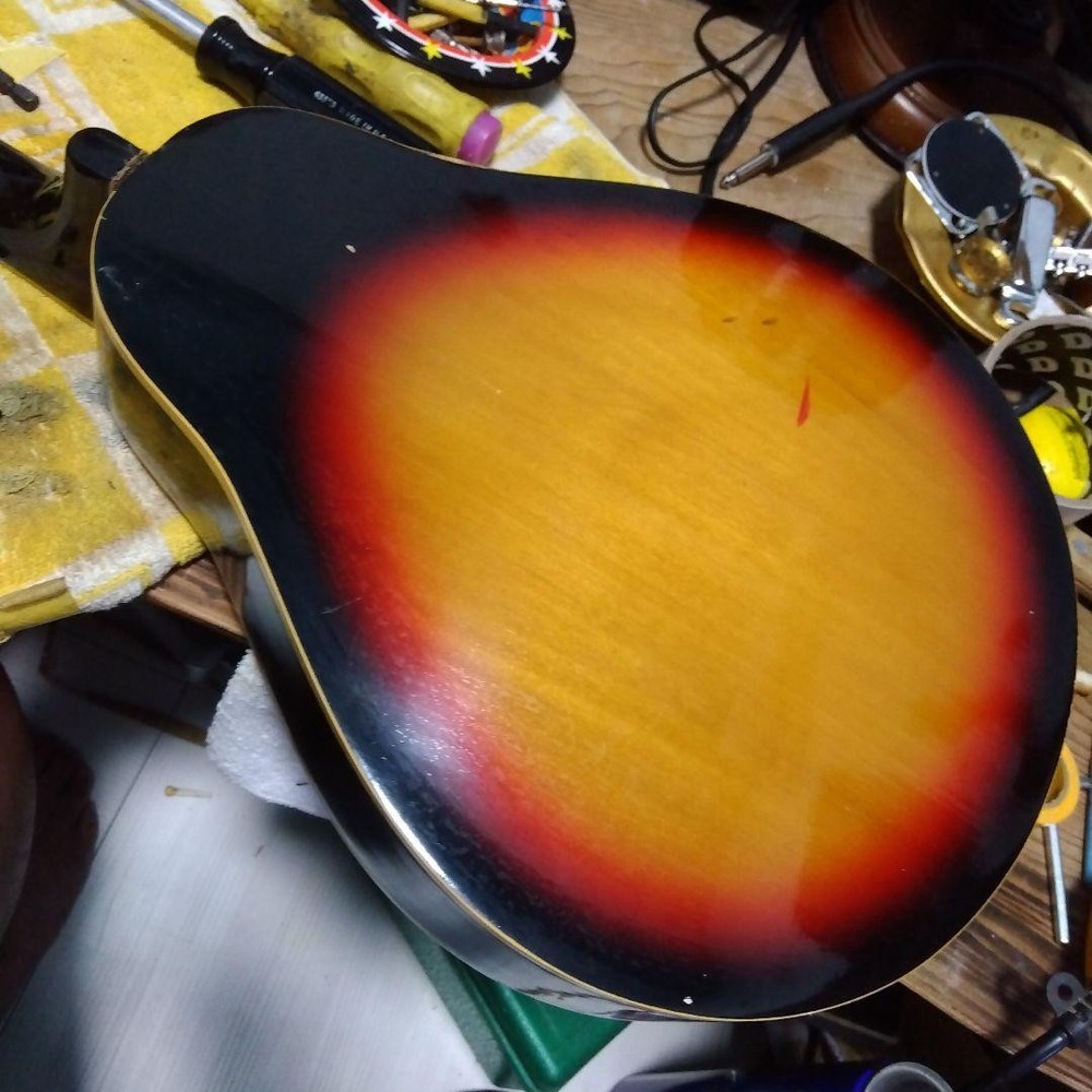 sunburst mandolin body