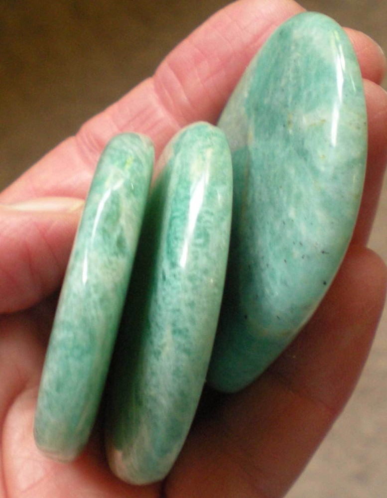 Amazonite - 3 Flat Palmstones sc921d
