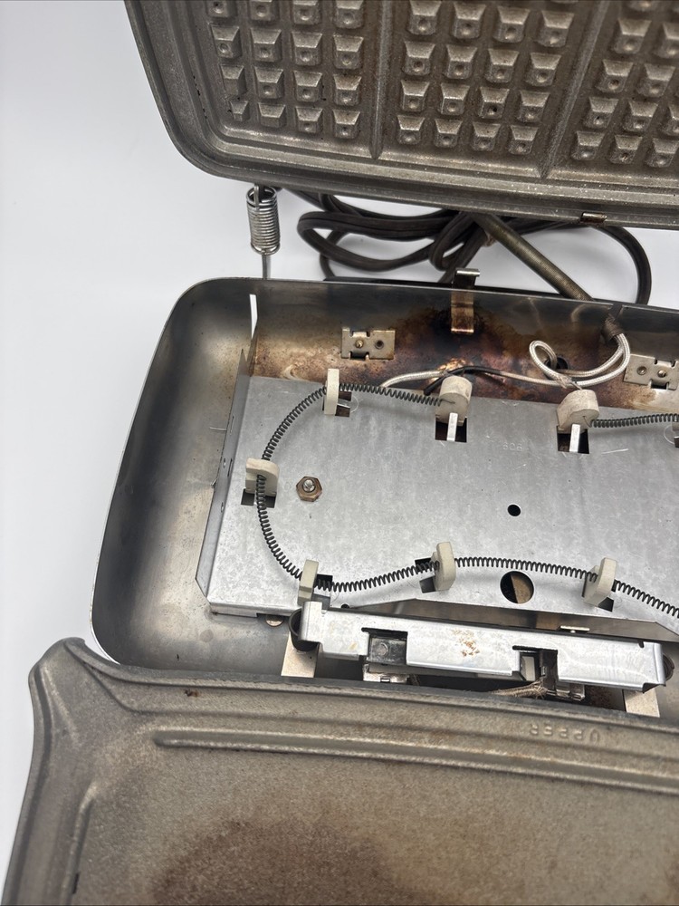 Vintage General Electric Chrome Waffle Maker & Griddle Works! Needs Some Clean