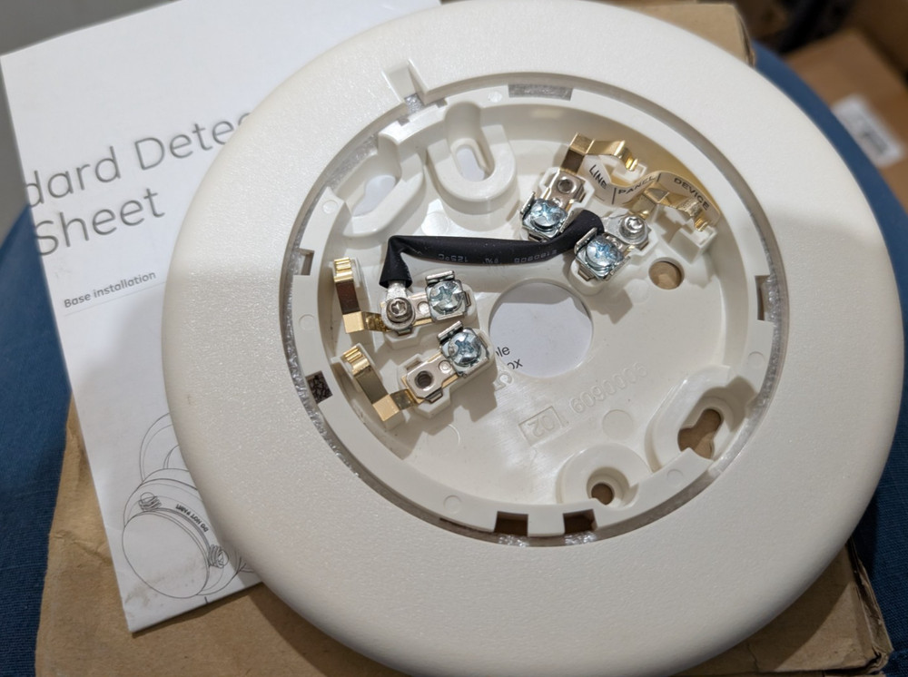 GE B4U Standard Analog Detector Base