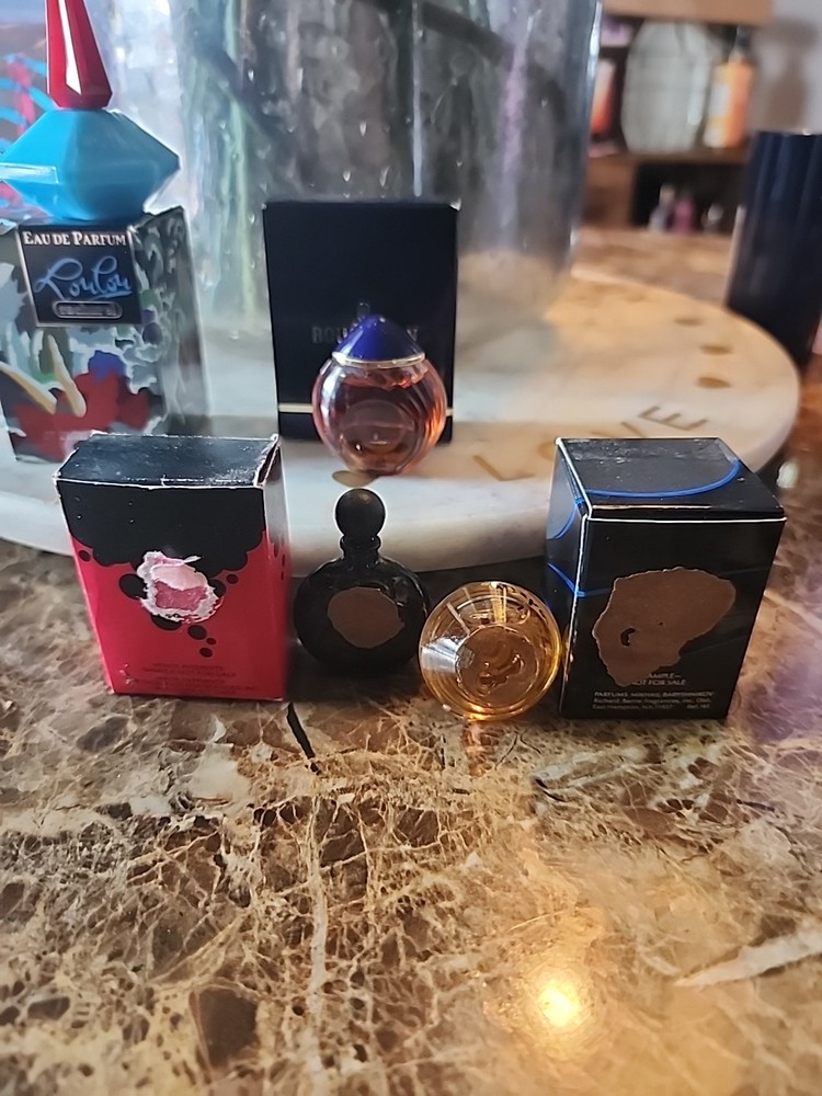 Perfume Vintage Mini Lot W/boxes