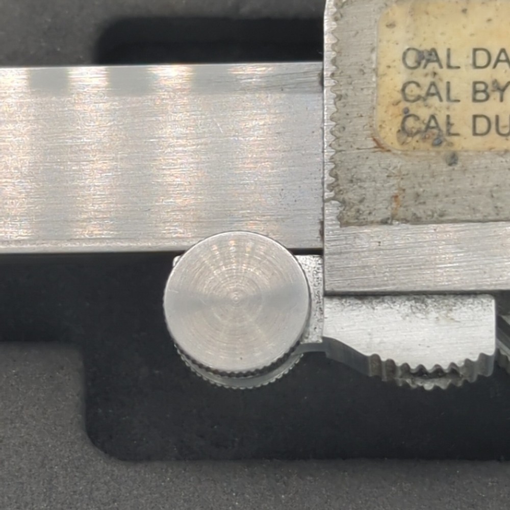 Aerospace 0-6" Shockproof Dial Caliper .001" with Hard Case