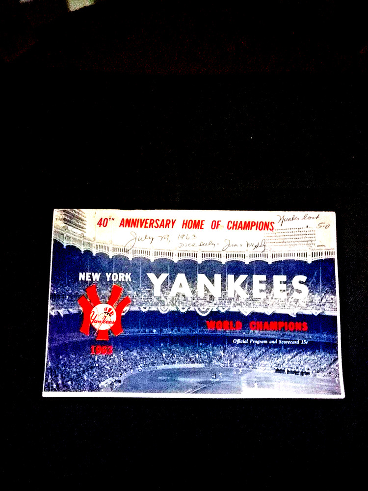 7/29/1963 New York Yankees OFFICIAL Program &Scorecard w Notes
