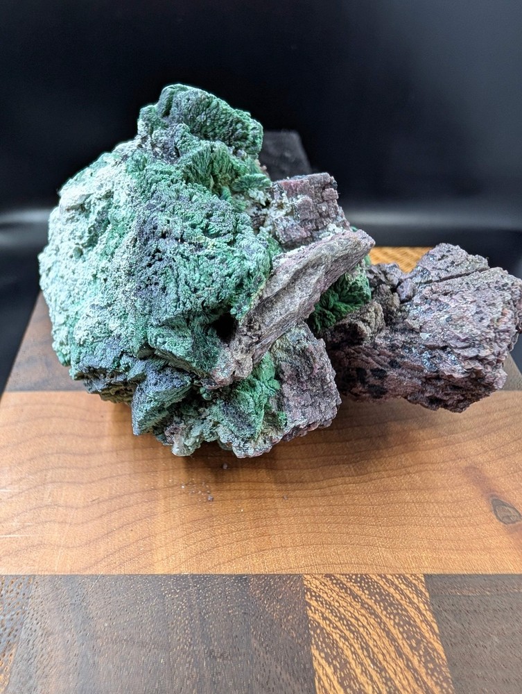 Malachite with Pseudomorph Calcite and Cobaltocalcite