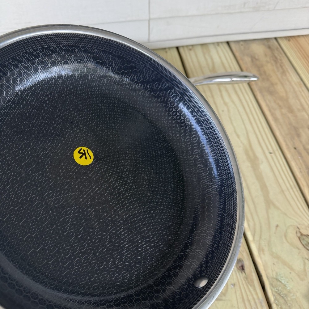 Hexclad Hybrid Cookware 8 Piece Set Preowned Great Condition