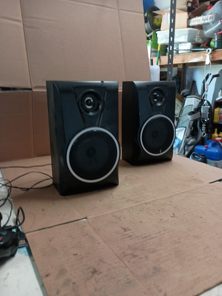 RCA 5-Disc CD Changer Home Stereo System Radio *READ DESCRIPTION*