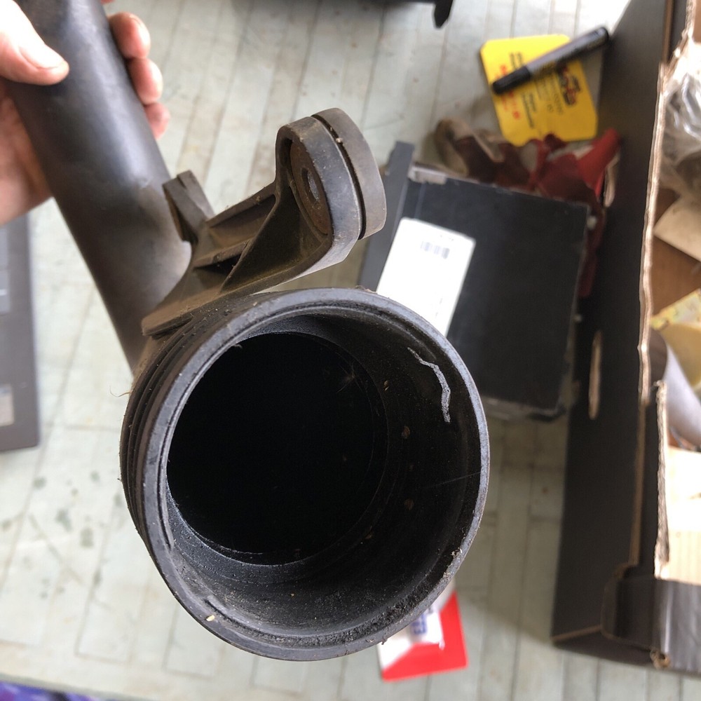 VW Audi intercooler pipe Box #64 1K0145762 Original