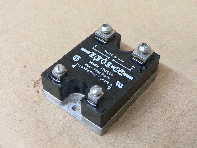 Opto 22 Model 120A10 Solid State Relay 120/240Vac Control