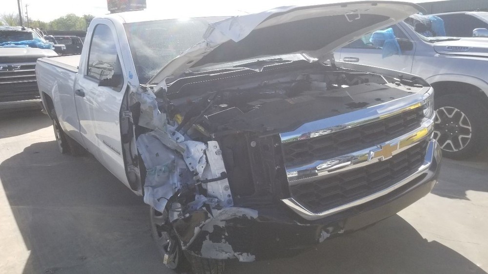 17 CHEVY SILVERADO 1500 AIR SHUTTER 5.3L