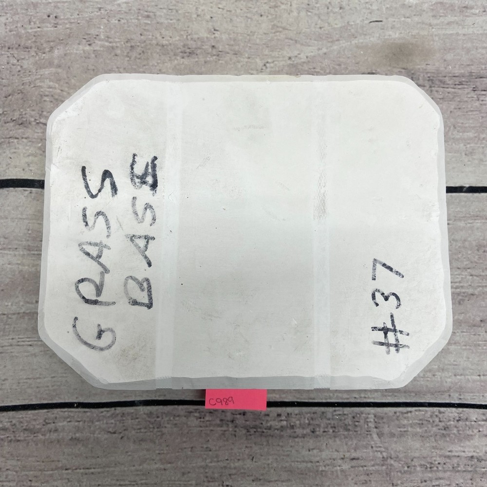 1995 Riverview Ceramic Slip Casting Mold Grass Base #37