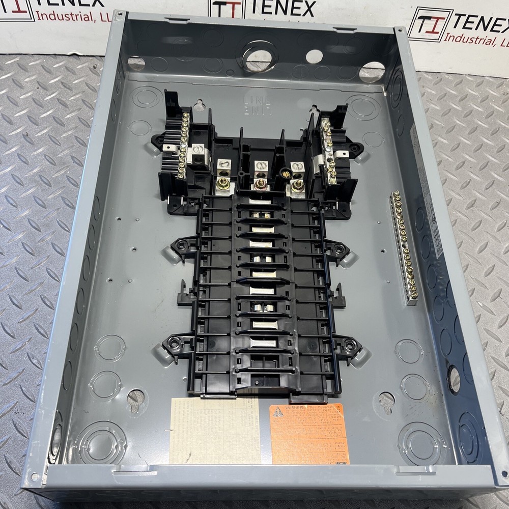 Square D Panelboard 125amps Main 24-Circuit Q0C24U
