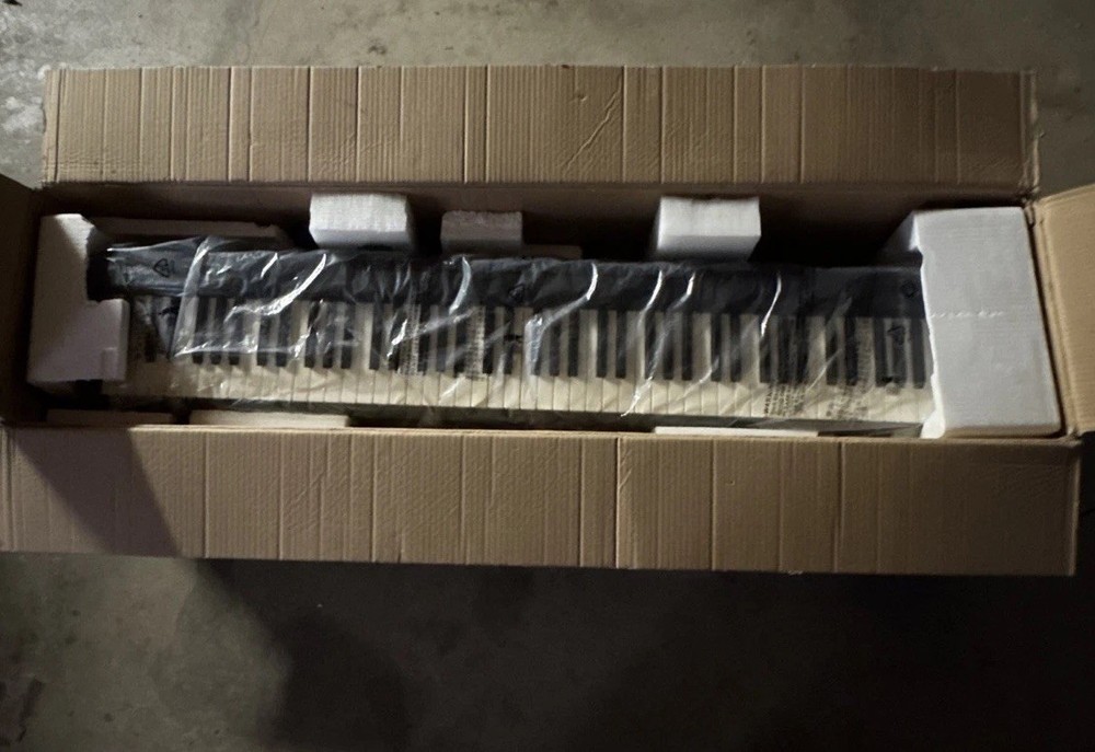 Roland FP-10 Digital Piano