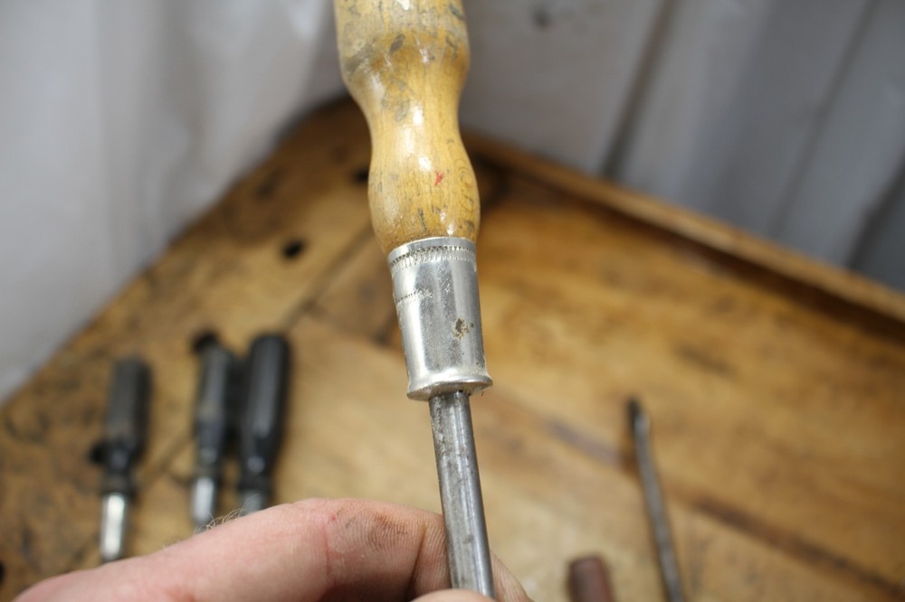 Wood handle Screwdrivers, vintage, various