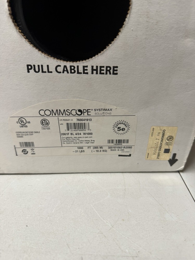 CommScope SYSTIMAX CAT5e CMP Plenum Ethernet Cable 880FT Blue Open