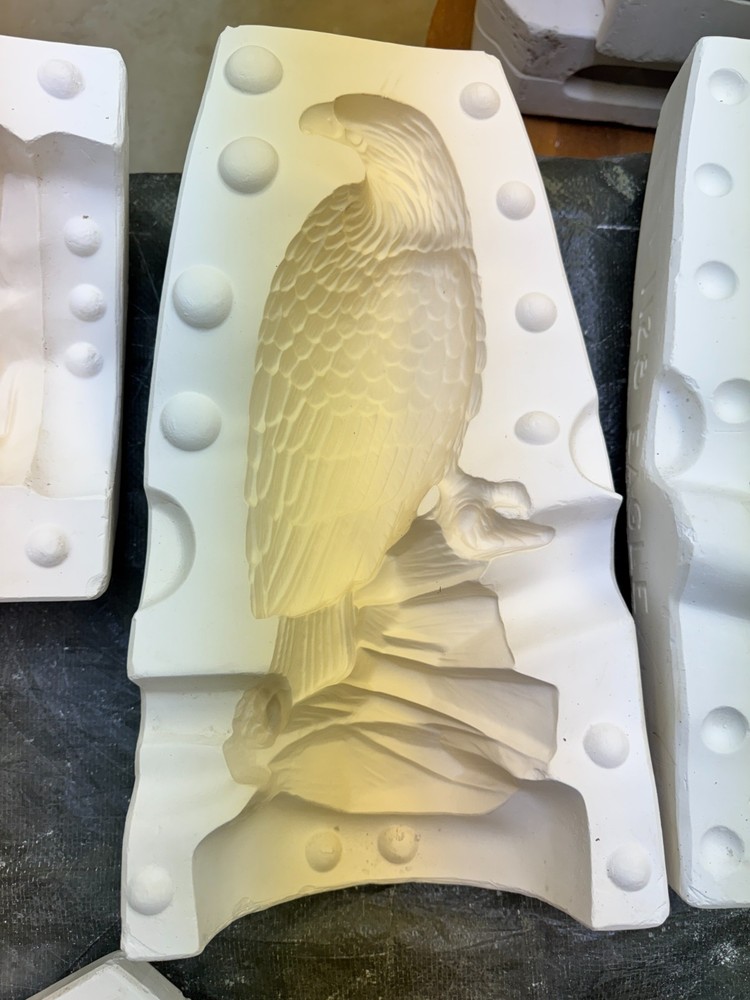 VINTAGE ARNEL'S CERAMIC MOLD #1106/#1128/#1129 EAGLE/EAGLE/BASE