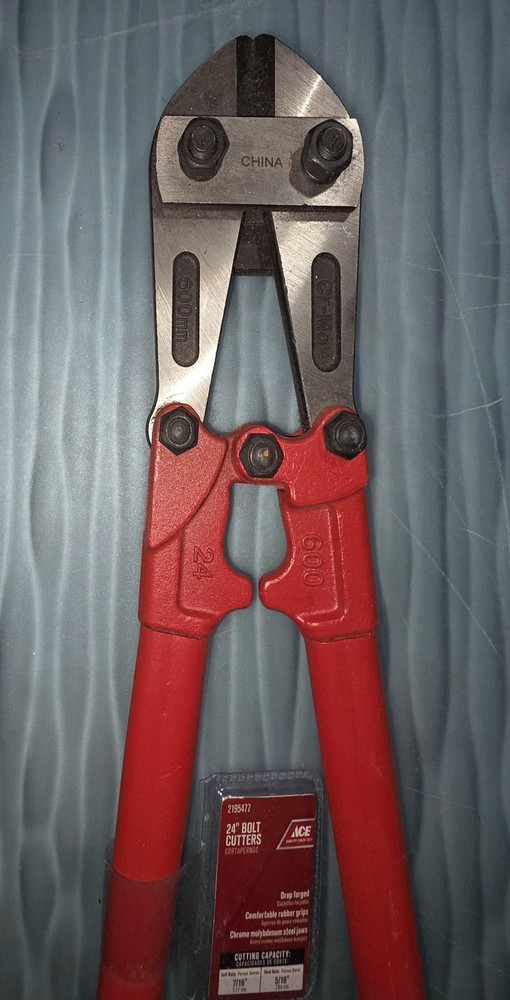 Ace Hardware 24 in. Bolt Cutter Black/Red (WITH TAG)