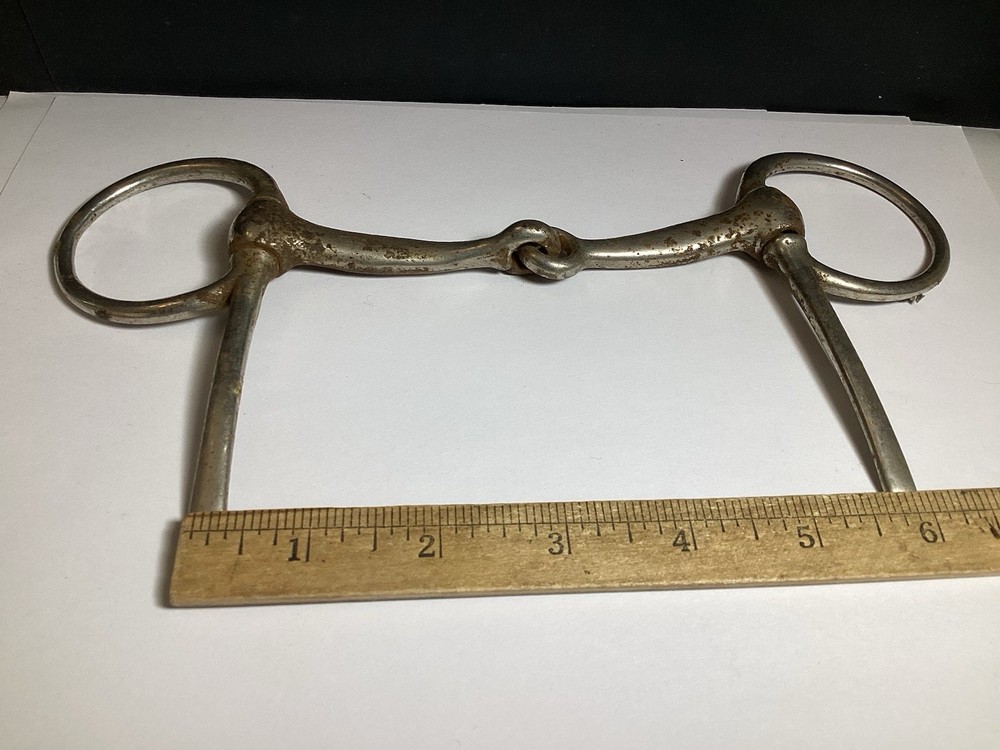 USED SNAFFLE BIT HORSE/PONY EQUESTRIAN