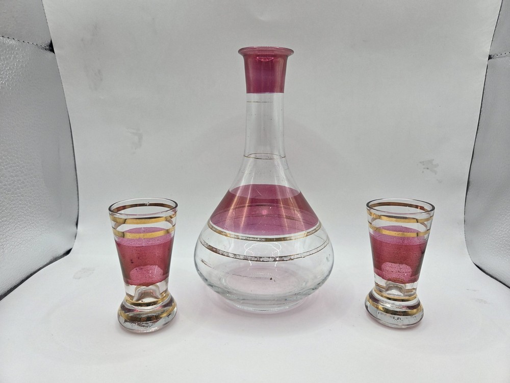 Vintage Cranberry Ruby Decanter With Two Shot Glasses READ