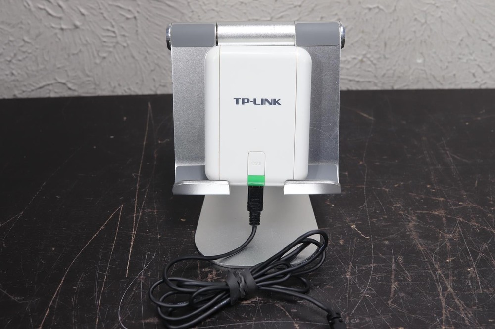 TP-LINK High Gain Wireless USB Adapter TL-WN822N