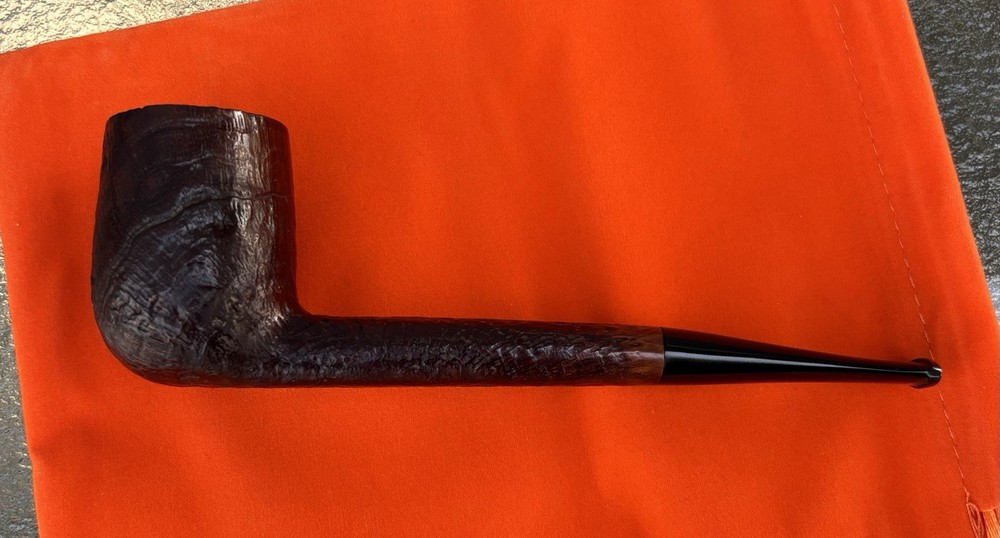 J. Dees Pipes Oval Shanked Billiard