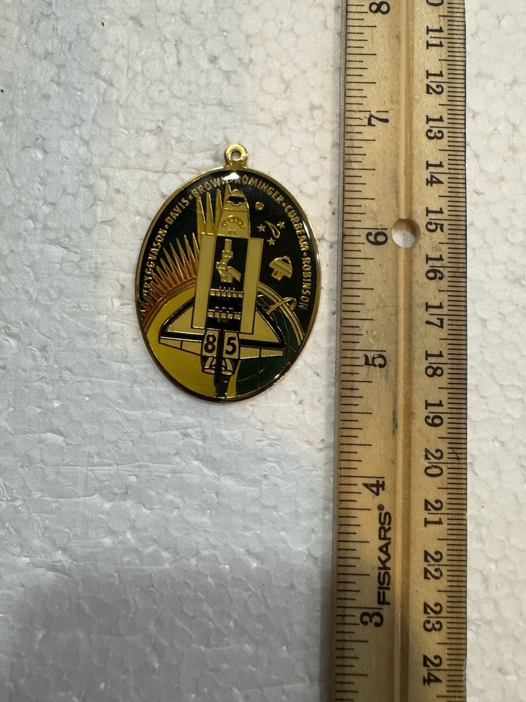 Vintage NASA Space Shuttle Keychain