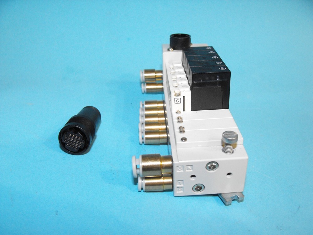 SMC VQ110.Valve Terminal.USED