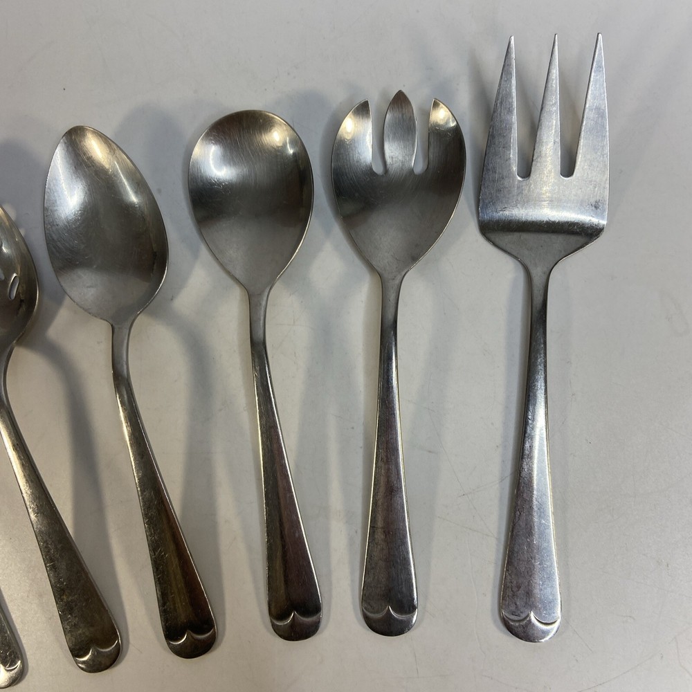 Main Course Korea Stainless Flatware Pattern MNF3 8 Piece Serving Set Silverware