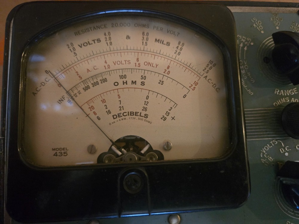 Hickok Model 435 Volt Ohm Milliammeter Tester